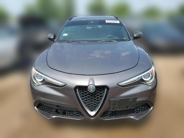 Photo 4 VIN: ZASFAKNN8J7B66645 - ALFA ROMEO STELVIO 