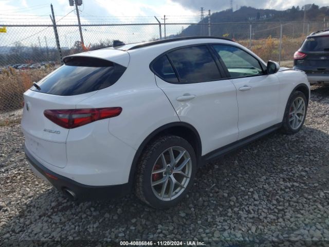 Photo 3 VIN: ZASFAKNN8J7B85177 - ALFA ROMEO STELVIO 