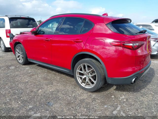 Photo 2 VIN: ZASFAKPN0J7B61761 - ALFA ROMEO STELVIO 