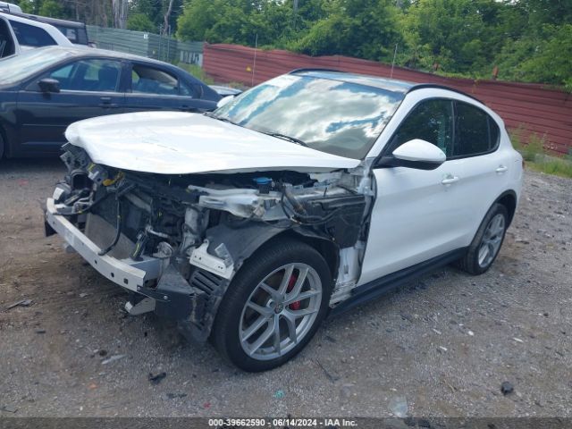 Photo 1 VIN: ZASFAKPN0J7B99586 - ALFA-ROMEO STELVIO 