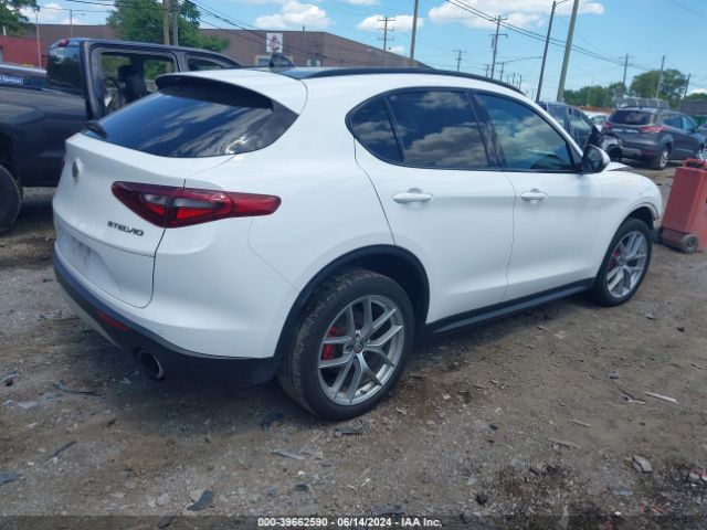 Photo 3 VIN: ZASFAKPN0J7B99586 - ALFA-ROMEO STELVIO 