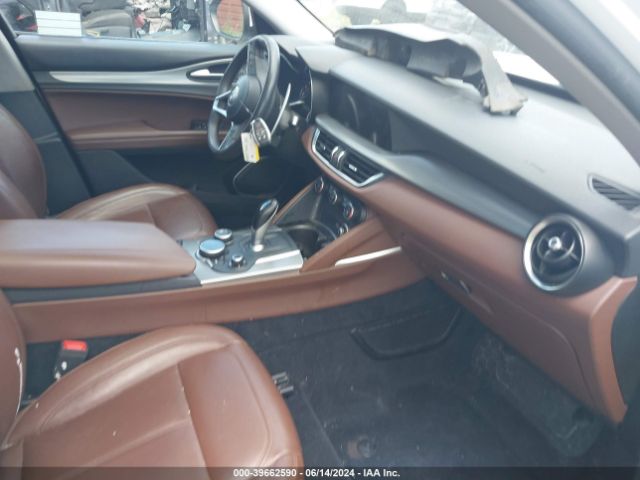 Photo 4 VIN: ZASFAKPN0J7B99586 - ALFA-ROMEO STELVIO 