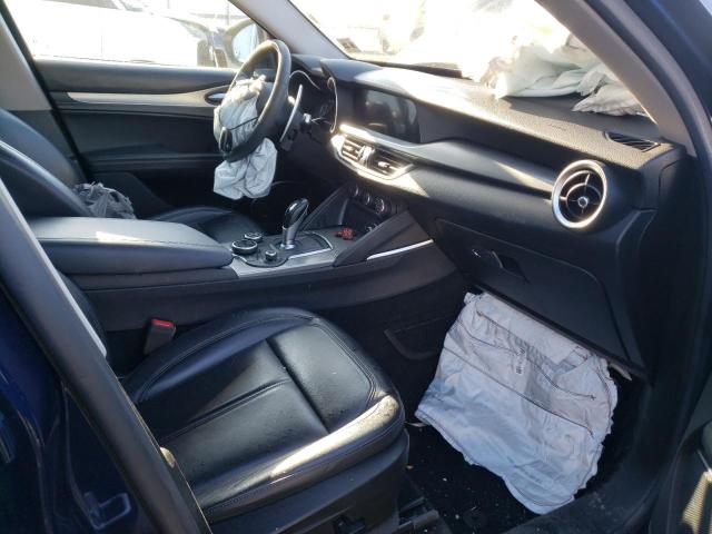 Photo 4 VIN: ZASFAKPN2J7B85785 - ALFA ROMEO STELVIO SP 