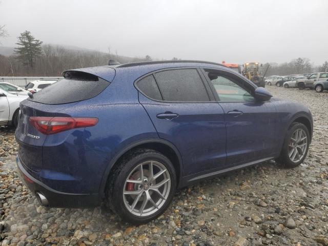 Photo 2 VIN: ZASFAKPN2J7B89139 - ALFA ROMEO STELVIO SP 