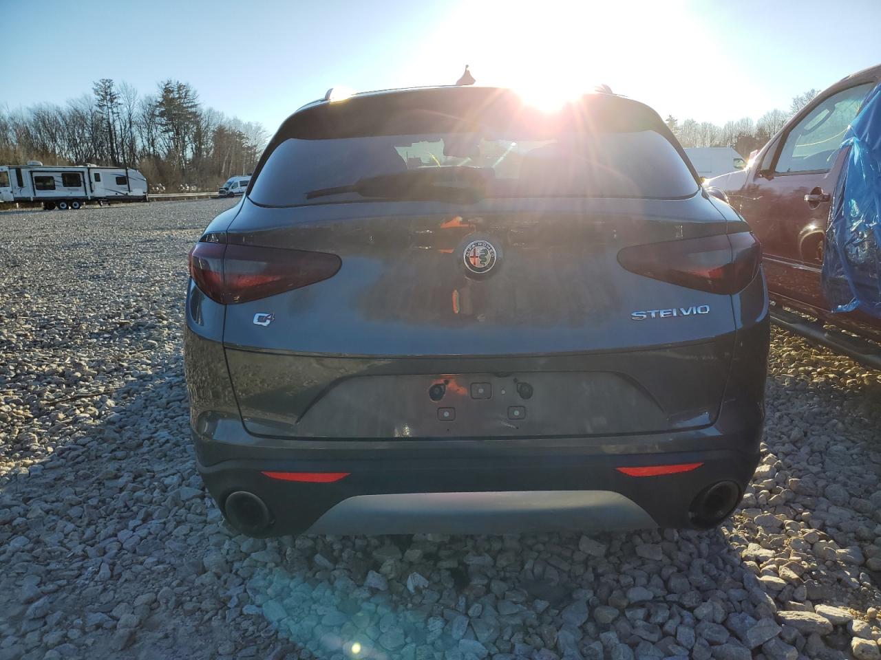 Photo 5 VIN: ZASFAKPN4J7B65067 - ALFA ROMEO STELVIO 