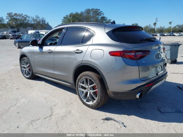 Photo 2 VIN: ZASFAKPN6J7B77849 - ALFA ROMEO STELVIO 