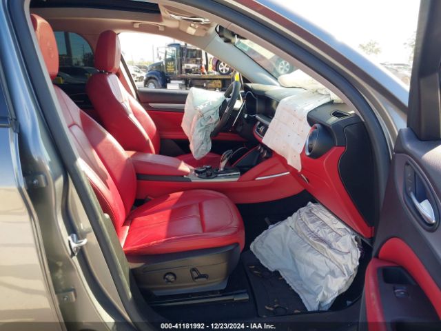 Photo 4 VIN: ZASFAKPN6J7B77849 - ALFA ROMEO STELVIO 