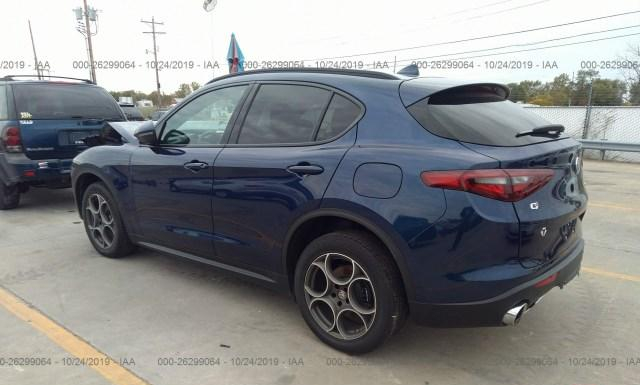 Photo 2 VIN: ZASFAKPN8J7B63502 - ALFA ROMEO STELVIO 