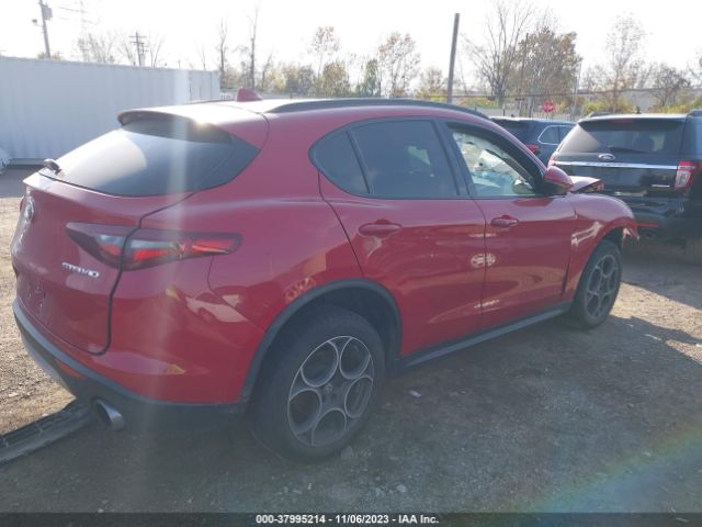 Photo 3 VIN: ZASFAKPN9J7B77649 - ALFA ROMEO STELVIO 