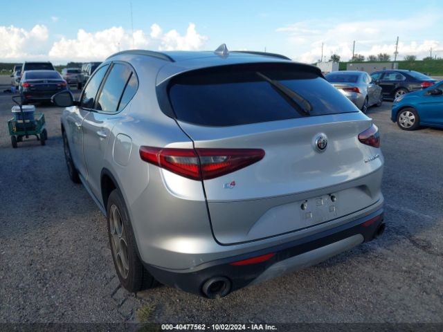 Photo 2 VIN: ZASFAKPNXJ7B81631 - ALFA ROMEO STELVIO 