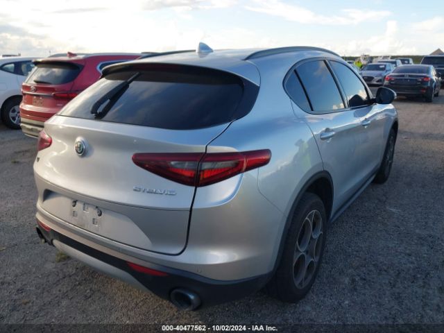 Photo 3 VIN: ZASFAKPNXJ7B81631 - ALFA ROMEO STELVIO 