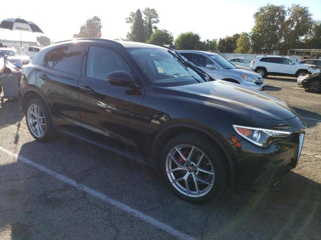 Photo 3 VIN: ZASFAKPNXJ7B82567 - ALFA ROMEO STELVIO 