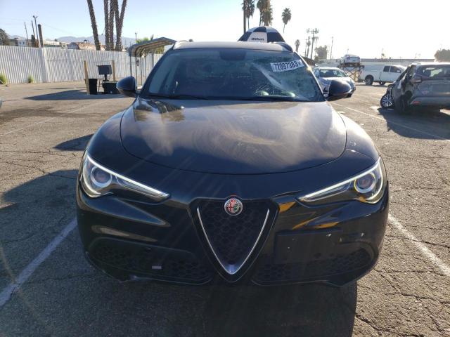 Photo 4 VIN: ZASFAKPNXJ7B82567 - ALFA ROMEO STELVIO 