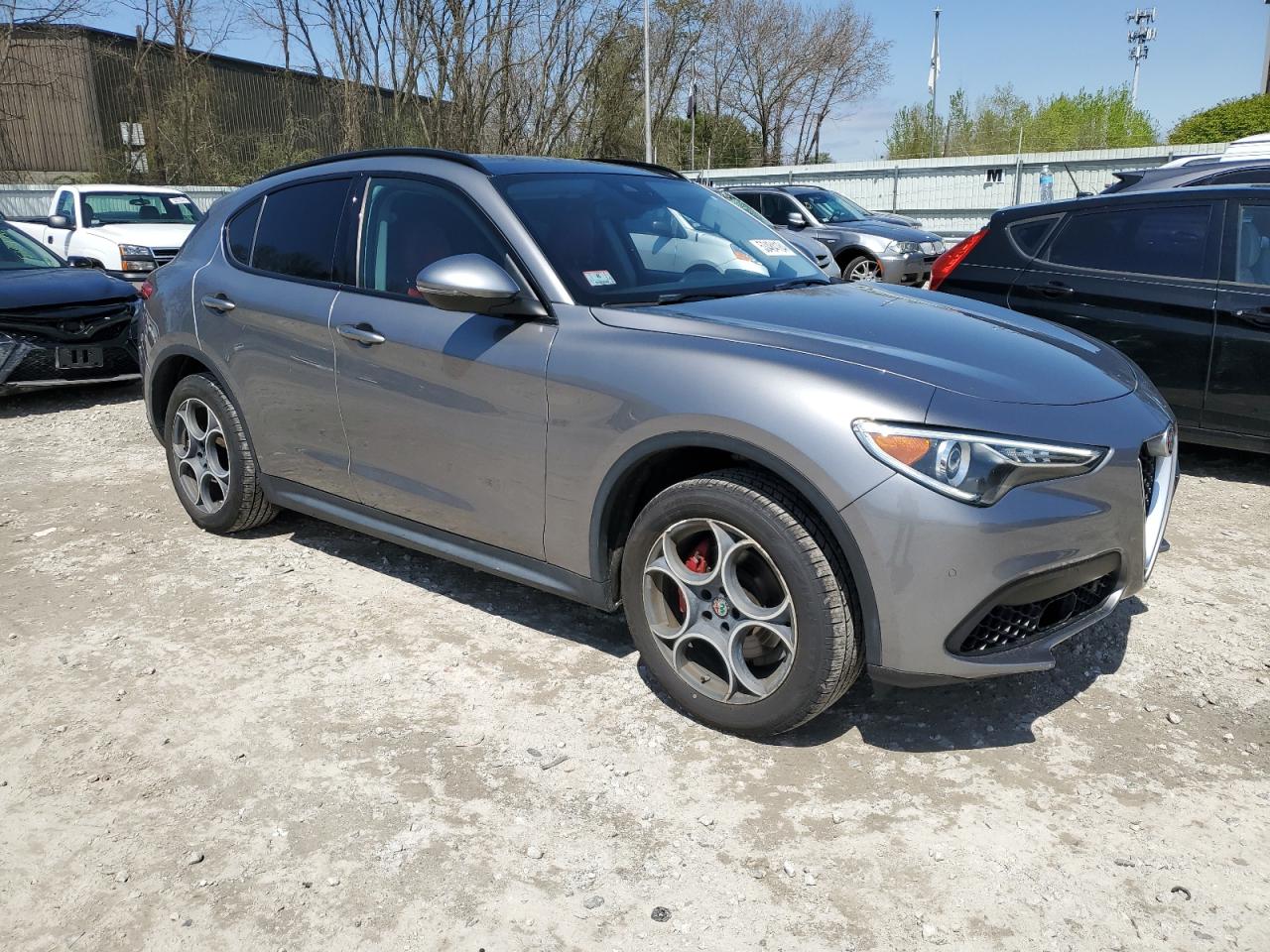 Photo 3 VIN: ZASFAKPNXJ7B87428 - ALFA ROMEO STELVIO 