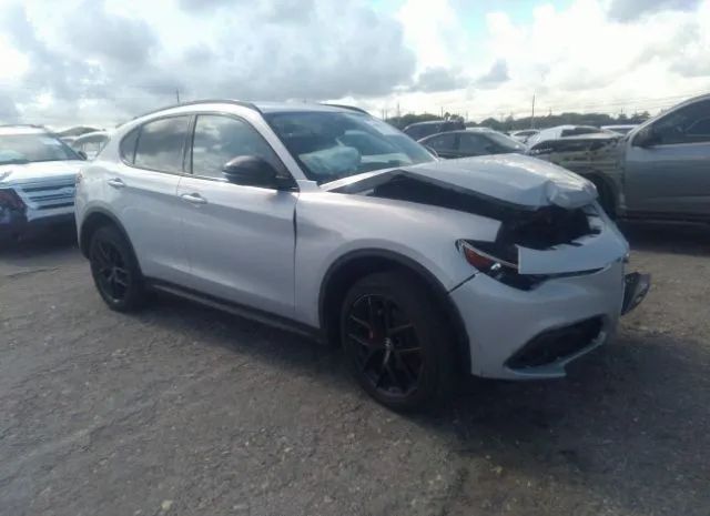 Photo 0 VIN: ZASPAJAN3L7C91592 - ALFA ROMEO STELVIO 