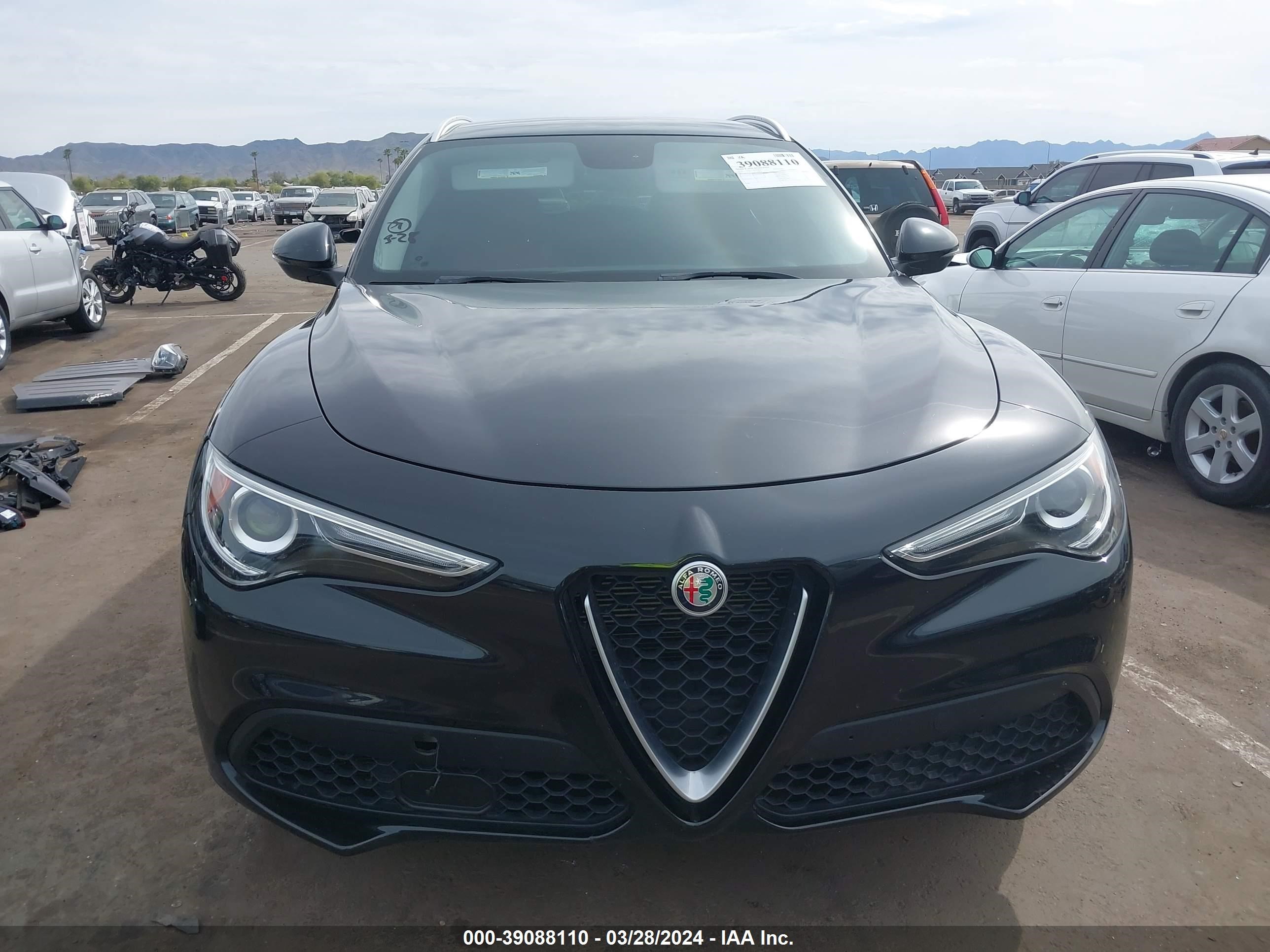 Photo 12 VIN: ZASPAJANXK7C70818 - ALFA-ROMEO STELVIO 