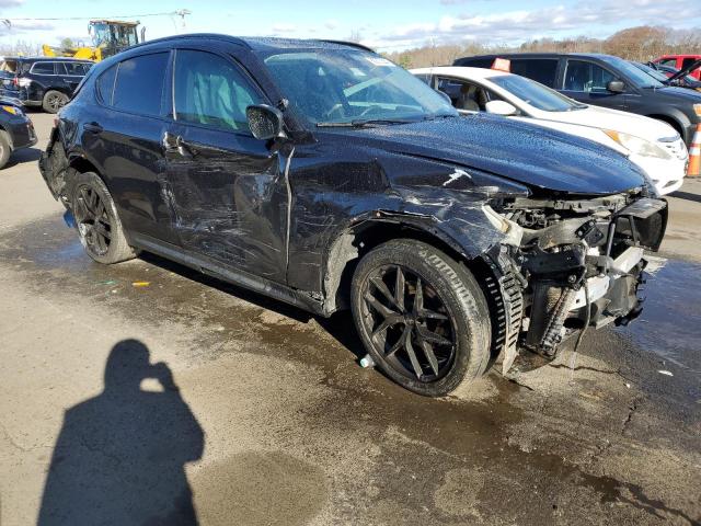 Photo 3 VIN: ZASPAKAN1K7C34277 - ALFA ROMEO STELVIO 