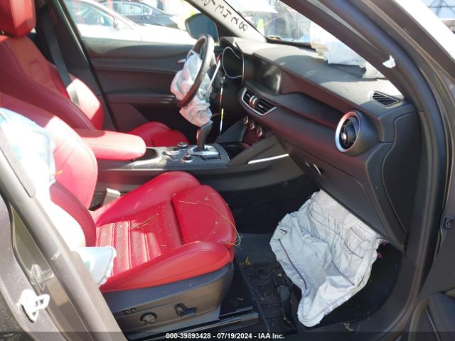 Photo 4 VIN: ZASPAKAN2N7D28110 - ALFA-ROMEO STELVIO 