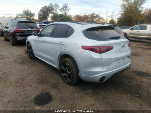 Photo 2 VIN: ZASPAKAN4L7C84947 - ALFA-ROMEO STELVIO 