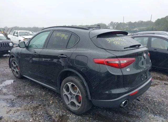 Photo 2 VIN: ZASPAKAN5K7C44052 - ALFA ROMEO STELVIO 