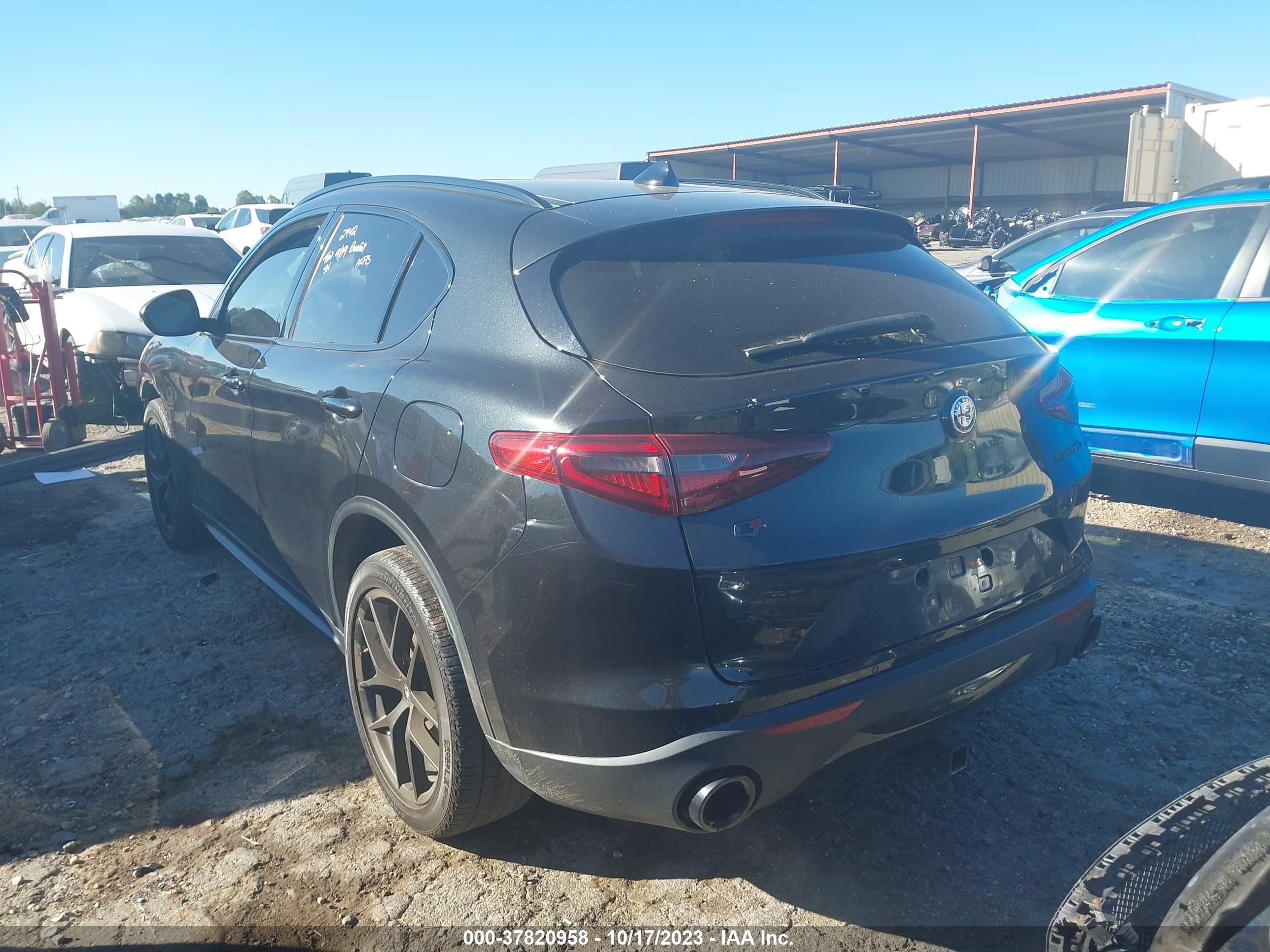 Photo 2 VIN: ZASPAKAN5K7C52040 - ALFA-ROMEO STELVIO 