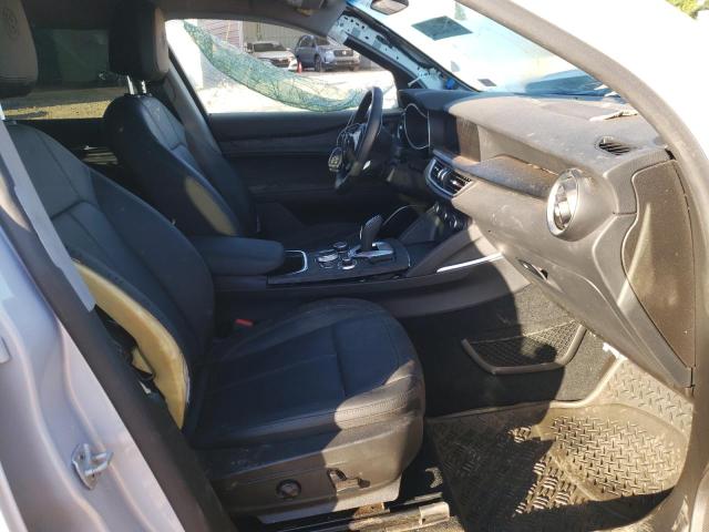 Photo 4 VIN: ZASPAKAN5M7D08237 - ALFA ROMEO STELVIO 