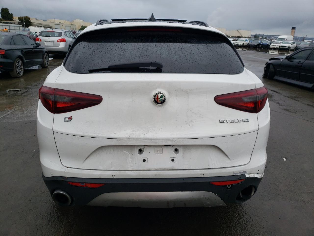 Photo 5 VIN: ZASPAKAN6K7C32105 - ALFA ROMEO STELVIO 