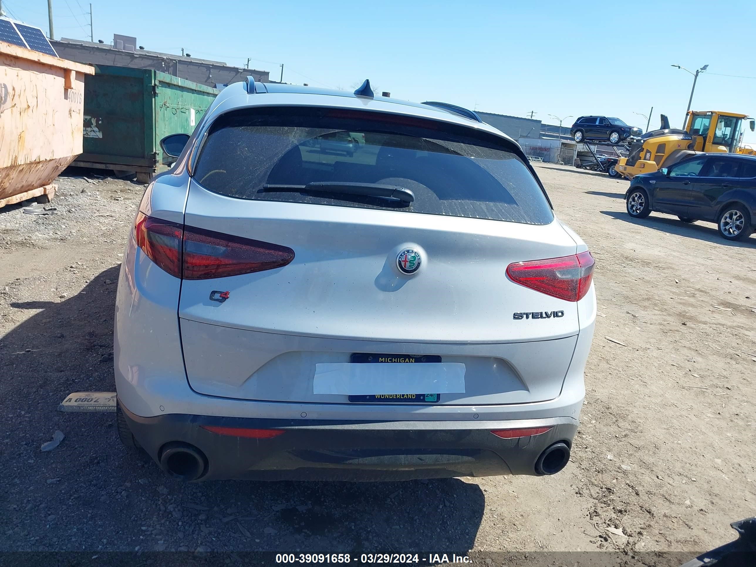 Photo 15 VIN: ZASPAKAN7L7C97725 - ALFA-ROMEO STELVIO 