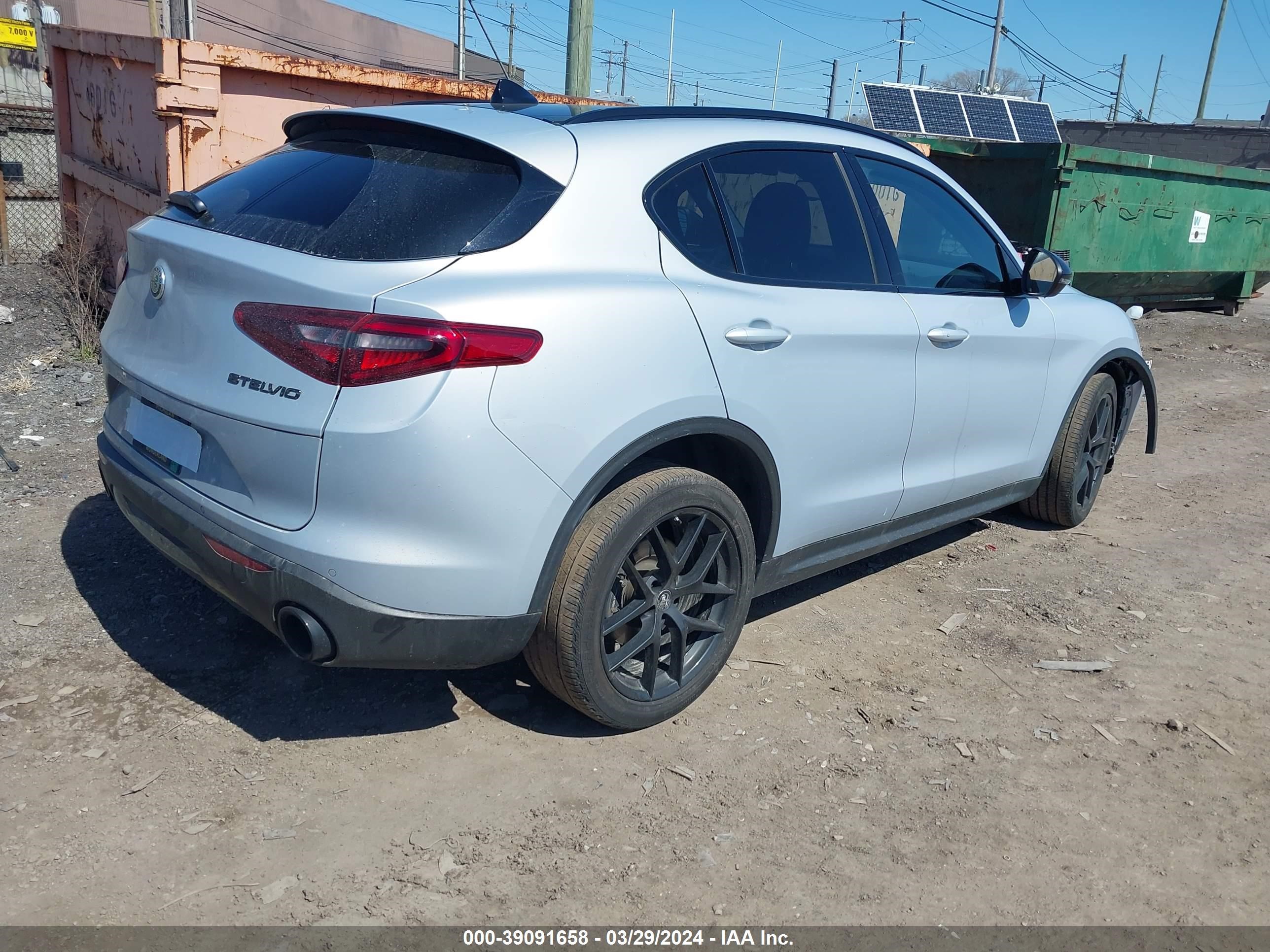 Photo 3 VIN: ZASPAKAN7L7C97725 - ALFA-ROMEO STELVIO 