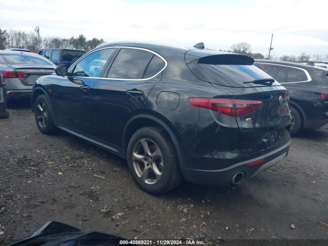 Photo 2 VIN: ZASPAKAN9M7D15031 - ALFA ROMEO STELVIO 