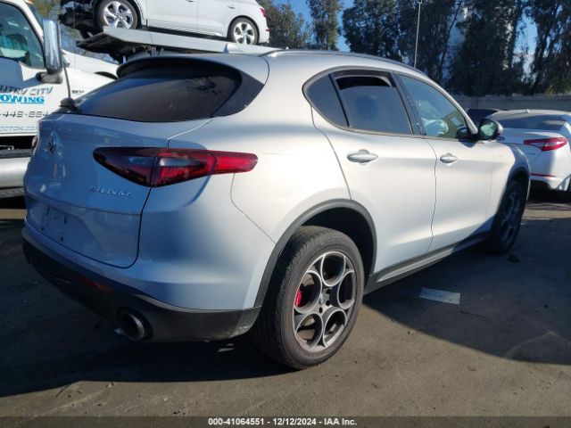 Photo 3 VIN: ZASPAKAN9N7D38410 - ALFA ROMEO STELVIO 