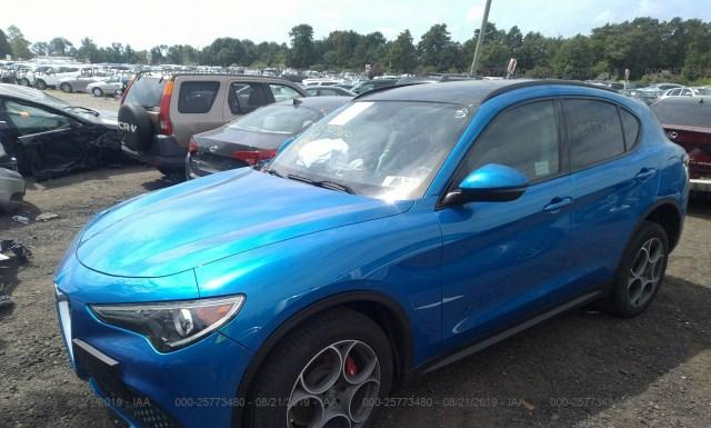 Photo 1 VIN: ZASPAKANXK7C44726 - ALFA ROMEO STELVIO 