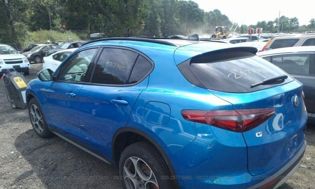 Photo 2 VIN: ZASPAKANXK7C44726 - ALFA ROMEO STELVIO 