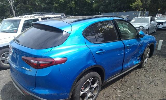 Photo 3 VIN: ZASPAKANXK7C44726 - ALFA ROMEO STELVIO 