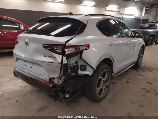 Photo 3 VIN: ZASPAKANXN7D32504 - ALFA-ROMEO STELVIO 