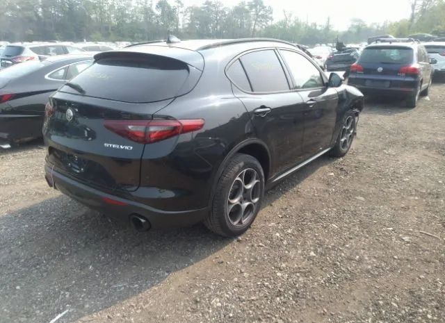 Photo 3 VIN: ZASPAKANXN7D44765 - ALFA-ROMEO STELVIO 