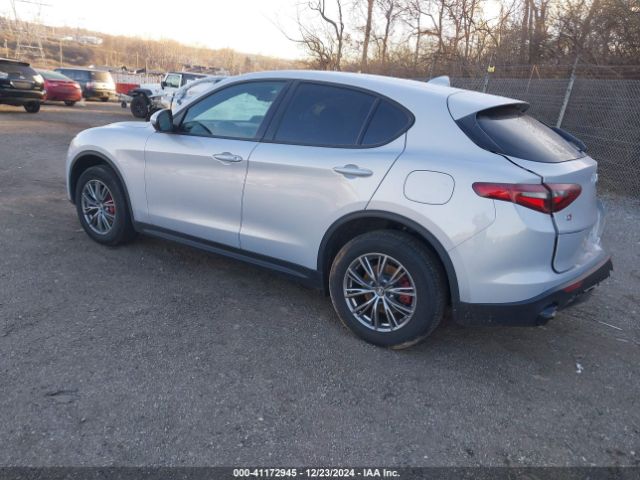 Photo 2 VIN: ZASPAKANXP7D64002 - ALFA ROMEO STELVIO 