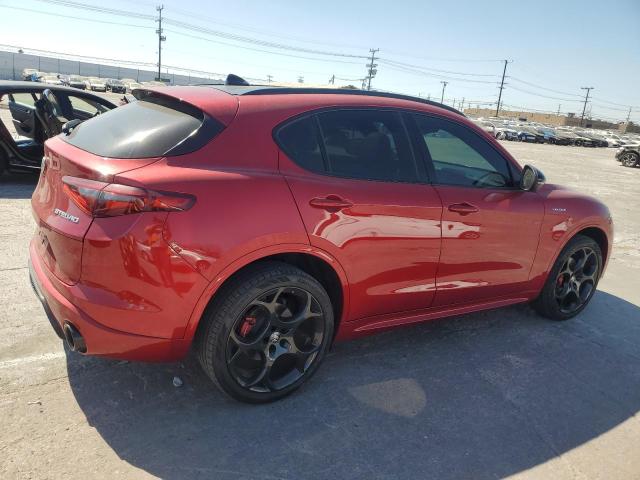 Photo 2 VIN: ZASPAKBN0N7D32915 - ALFA ROMEO STELVIO TI 