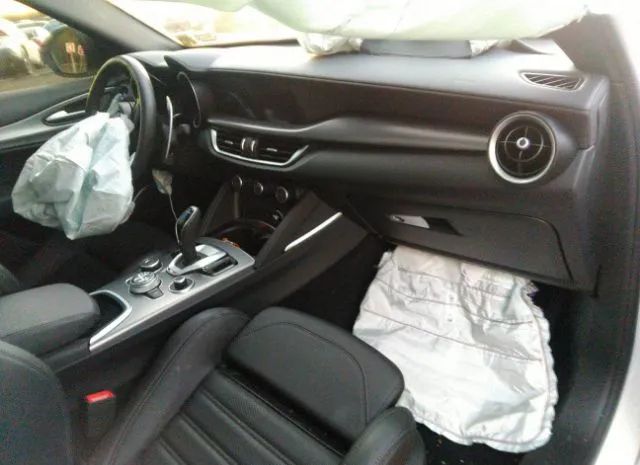 Photo 4 VIN: ZASPAKBN0N7D37676 - ALFA-ROMEO STELVIO 