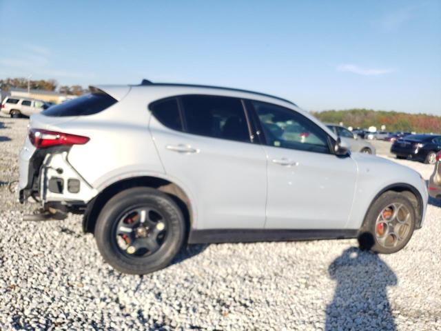 Photo 2 VIN: ZASPAKBN0N7D38987 - ALFA ROMEO STELVIO TI 