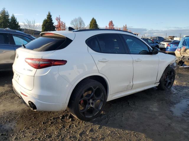 Photo 2 VIN: ZASPAKBN0N7D39394 - ALFA ROMEO STELVIO TI 