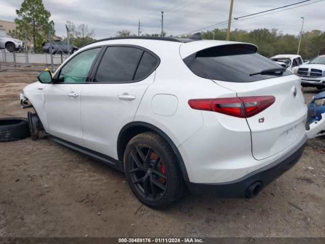 Photo 2 VIN: ZASPAKBN1K7C45746 - ALFA-ROMEO STELVIO 