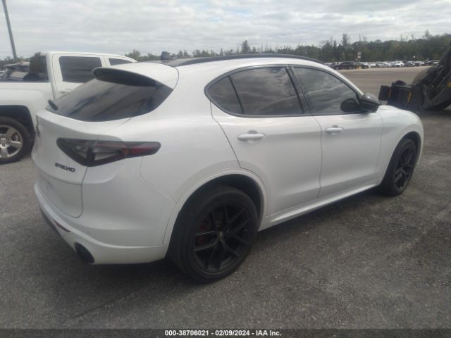 Photo 3 VIN: ZASPAKBN1M7D03244 - ALFA ROMEO STELVIO 