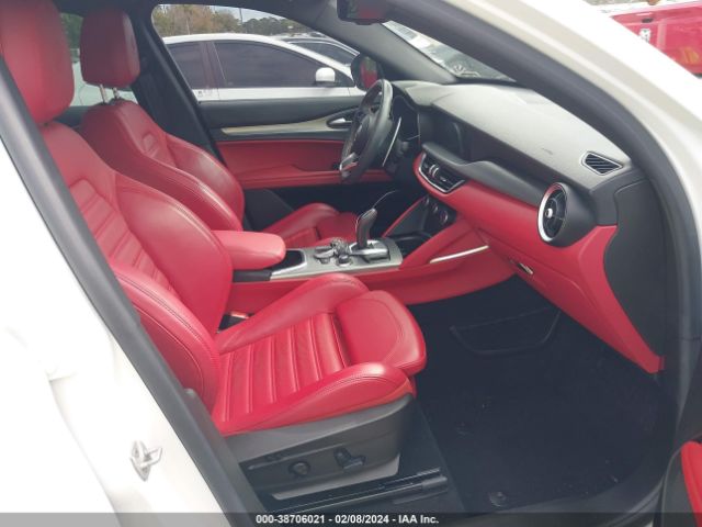 Photo 4 VIN: ZASPAKBN1M7D03244 - ALFA ROMEO STELVIO 