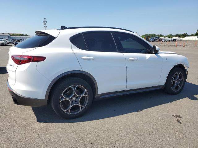 Photo 2 VIN: ZASPAKBN1N7D39713 - ALFA-ROMEO STELVIO TI 