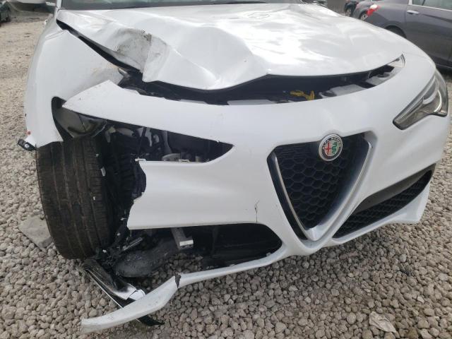 Photo 8 VIN: ZASPAKBN2K7C44878 - ALFA ROMEO STELVIO 