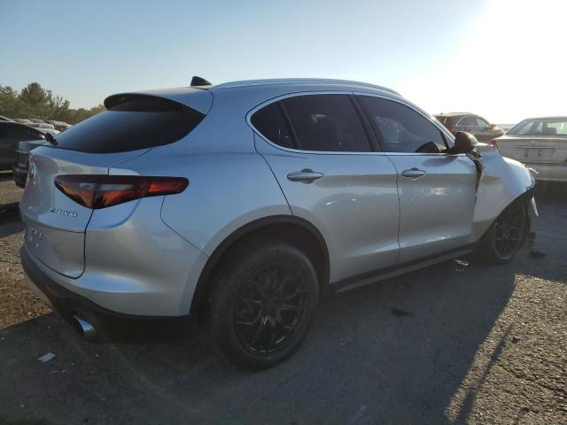 Photo 2 VIN: ZASPAKBN2K7C45304 - ALFA ROMEO STELVIO TI 