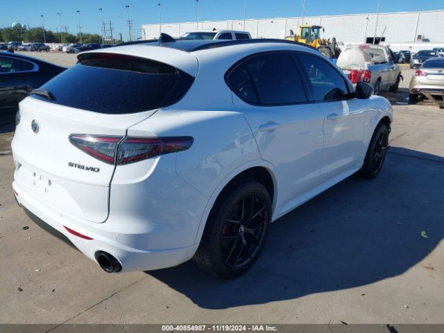 Photo 3 VIN: ZASPAKBN2M7D02748 - ALFA ROMEO STELVIO 