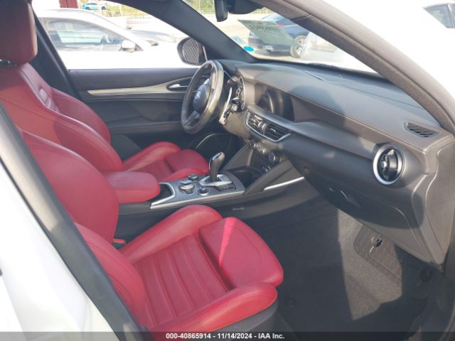 Photo 4 VIN: ZASPAKBN2N7D47786 - ALFA ROMEO STELVIO 