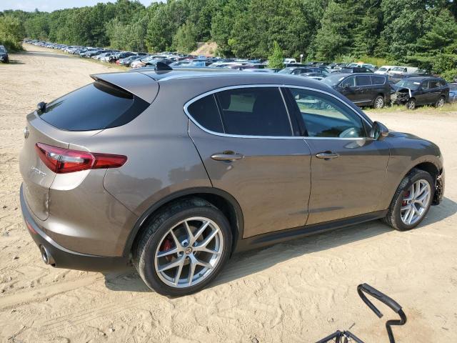 Photo 2 VIN: ZASPAKBN3K7C41648 - ALFA-ROMEO STELVIO 